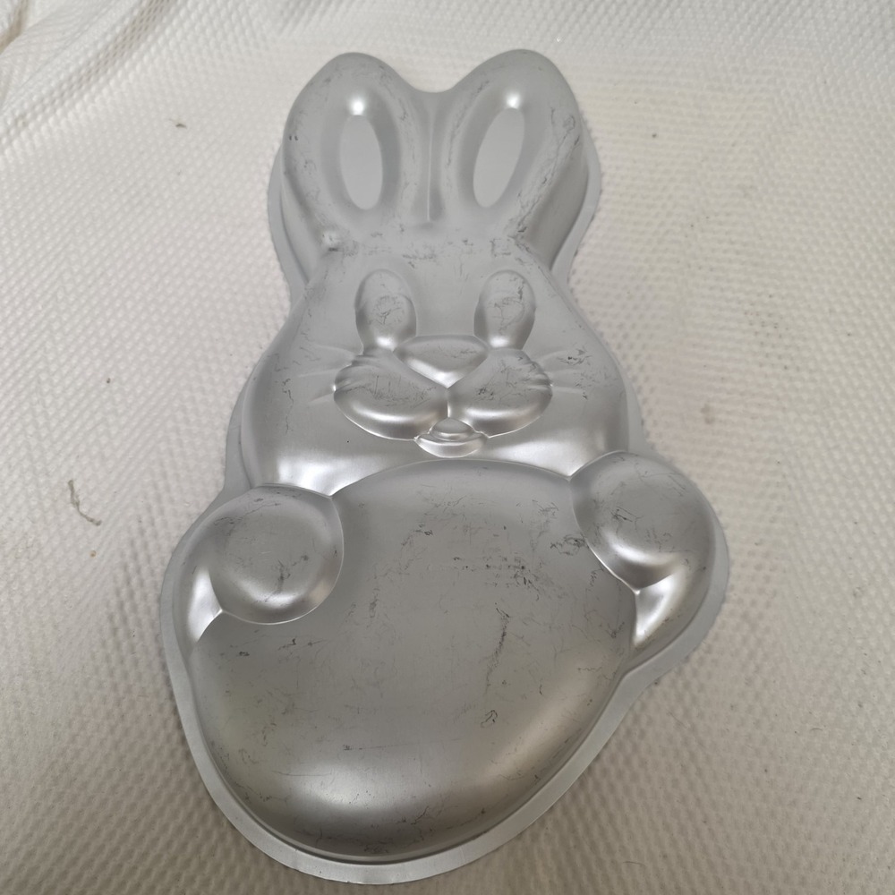 Easter Bunny Cake Pan Vintage Amscan Brand Egg Hunt, Birthday, Celebration